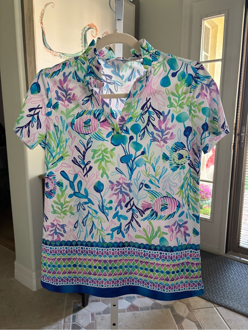#048 Aryeh Short-Sleeve V-Neck Tunic in Blue, Green & Purple Floral